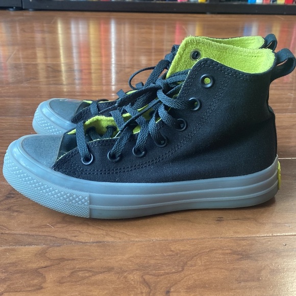 Converse High-Top Sneakers - Black and Neon Green - Picture 2 of 7